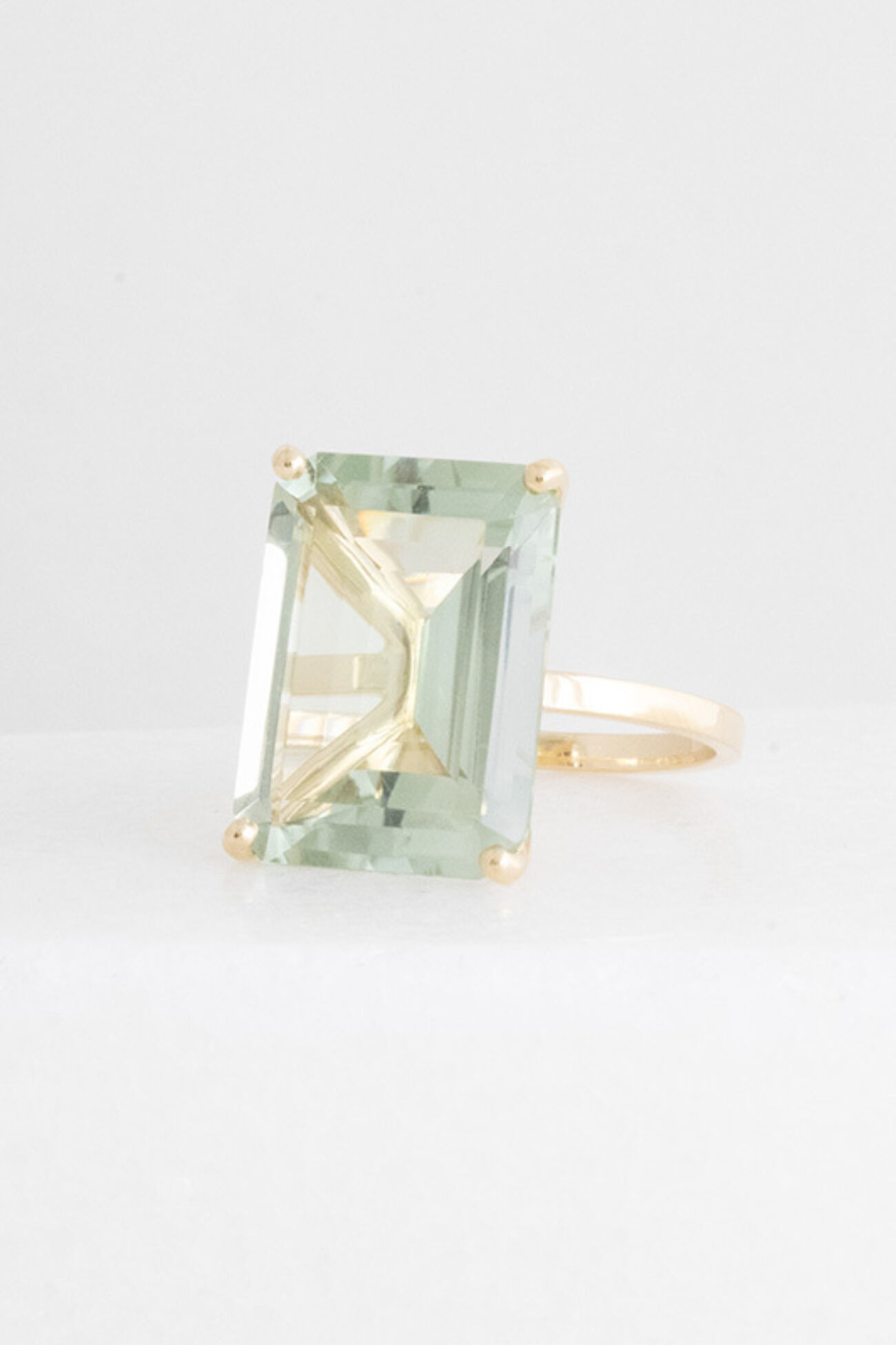 Exclusieve emerald cut met grote aquamarijn ring 1