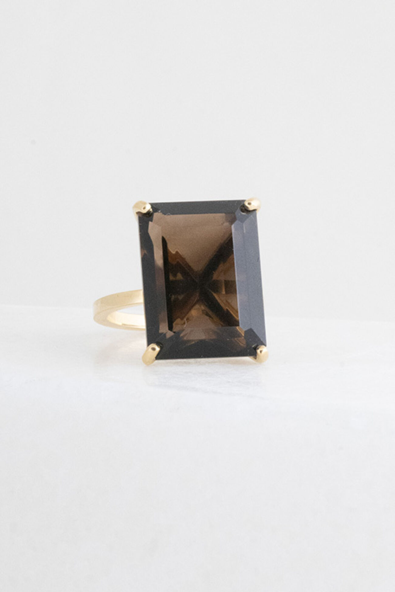 Elisa lee limited Exclusieve emerald cut met rookkwarts ring 1
