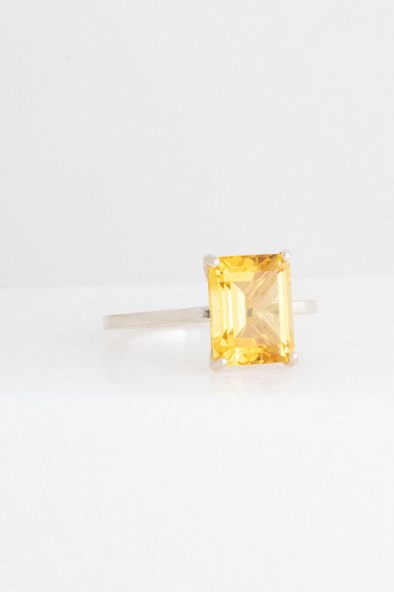 Elisa lee limited Exclusieve emerald cut citrien ring 3