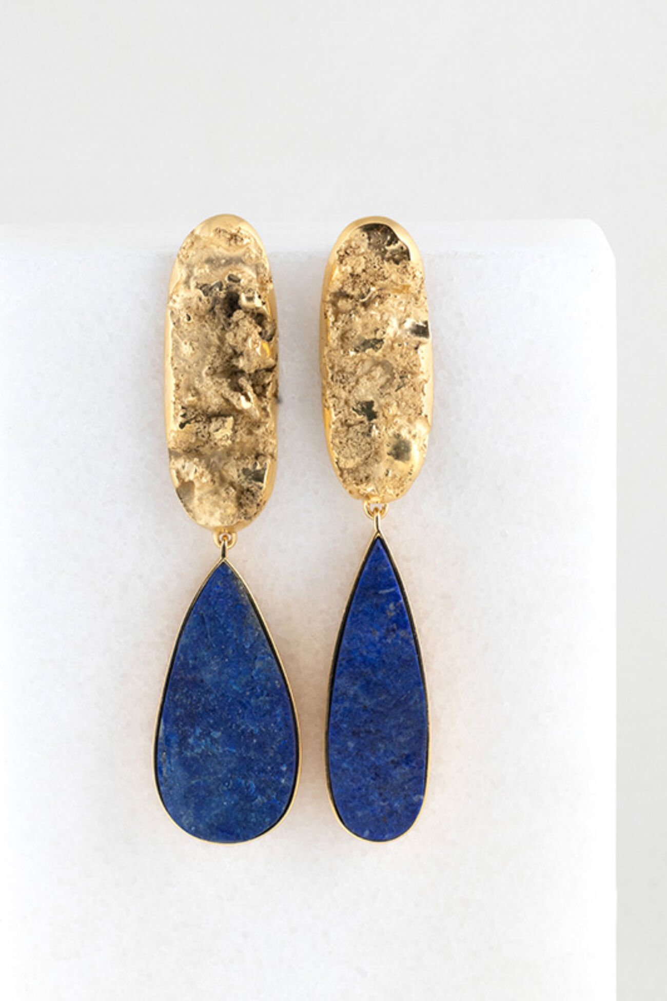 Elisa lee limited Exclusieve lapis lazuli oorbellen 2