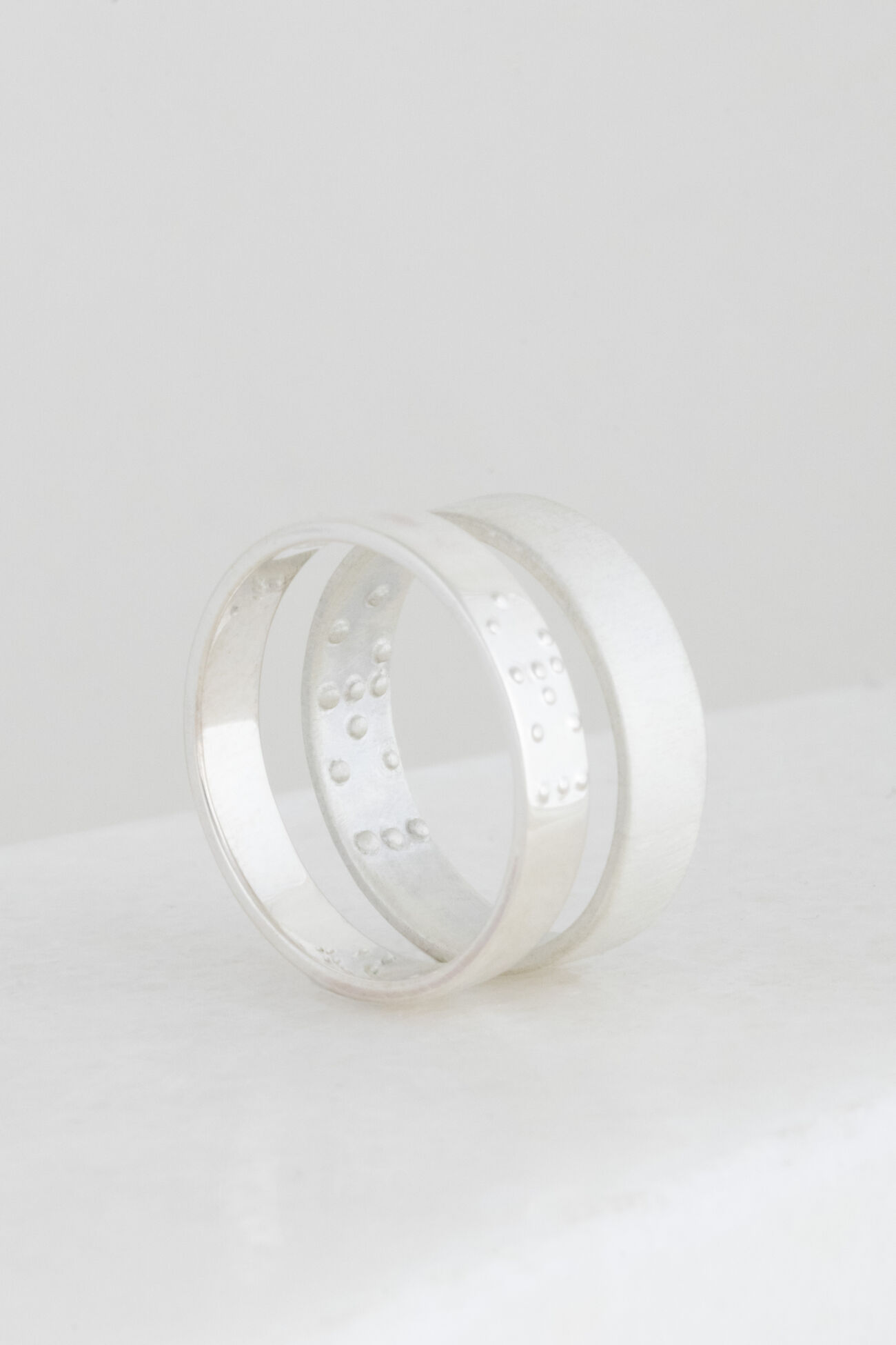 Elisa lee set braille ringen 18K wit goud
