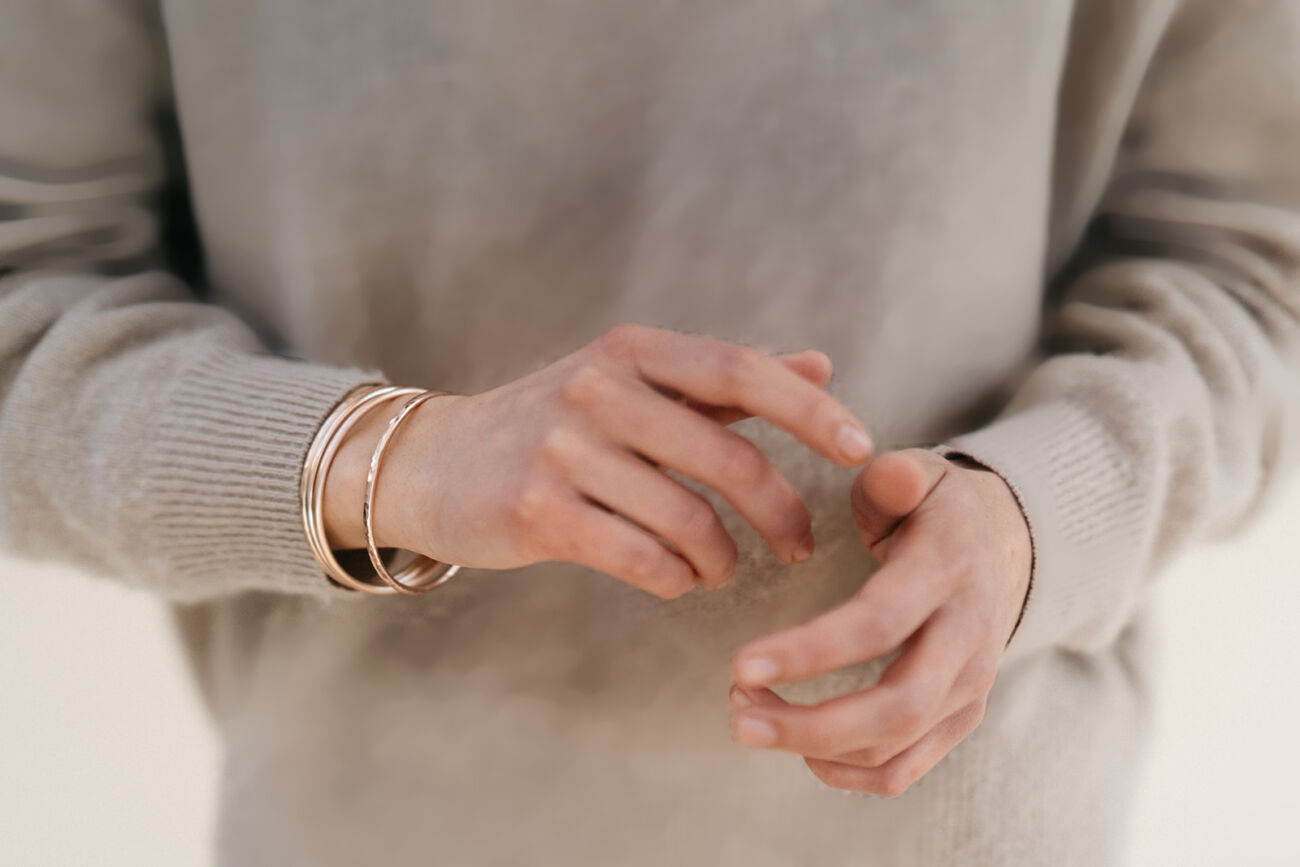 elisa lee round bracelet gold silver