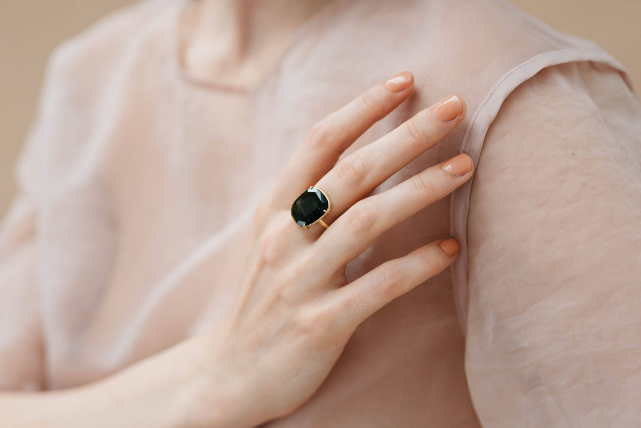 elisa lee exclusive organic tourmaline ring 18K yellow gold