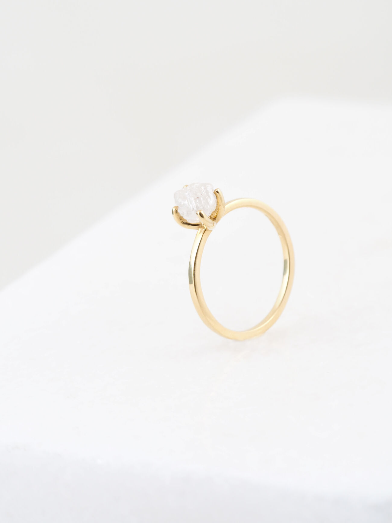 Elisalee lux ruwe diamant ring 18K geel goud