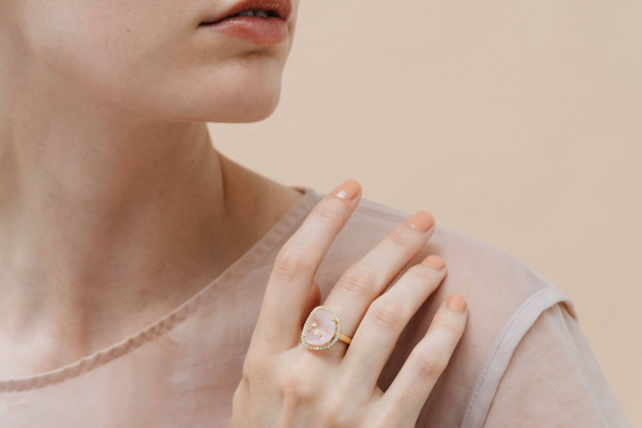 elisa lee limited ring pink tourmaline halo 18K yellow gold