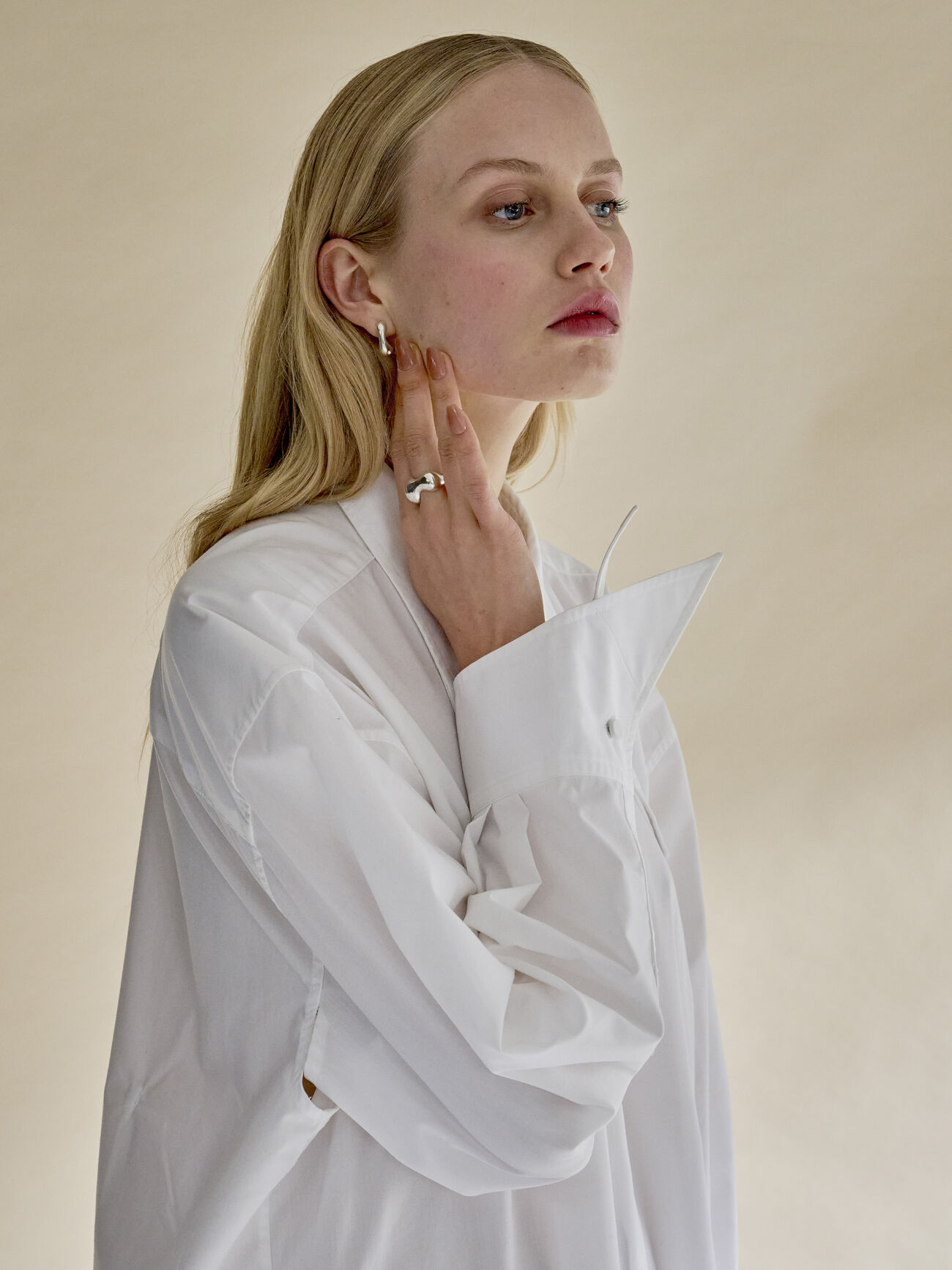 Elisa lee fluid flux ring 6