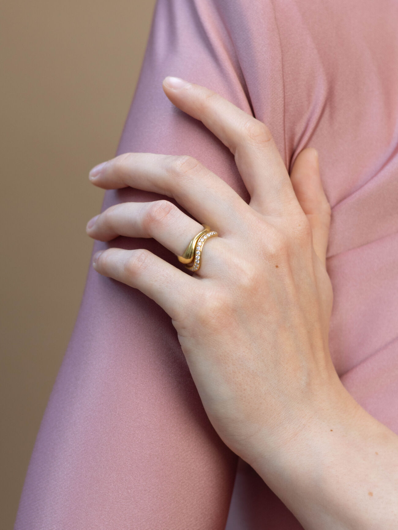 Elisa lee lux fluid double set milkyway rail flux medium and medium flux ring