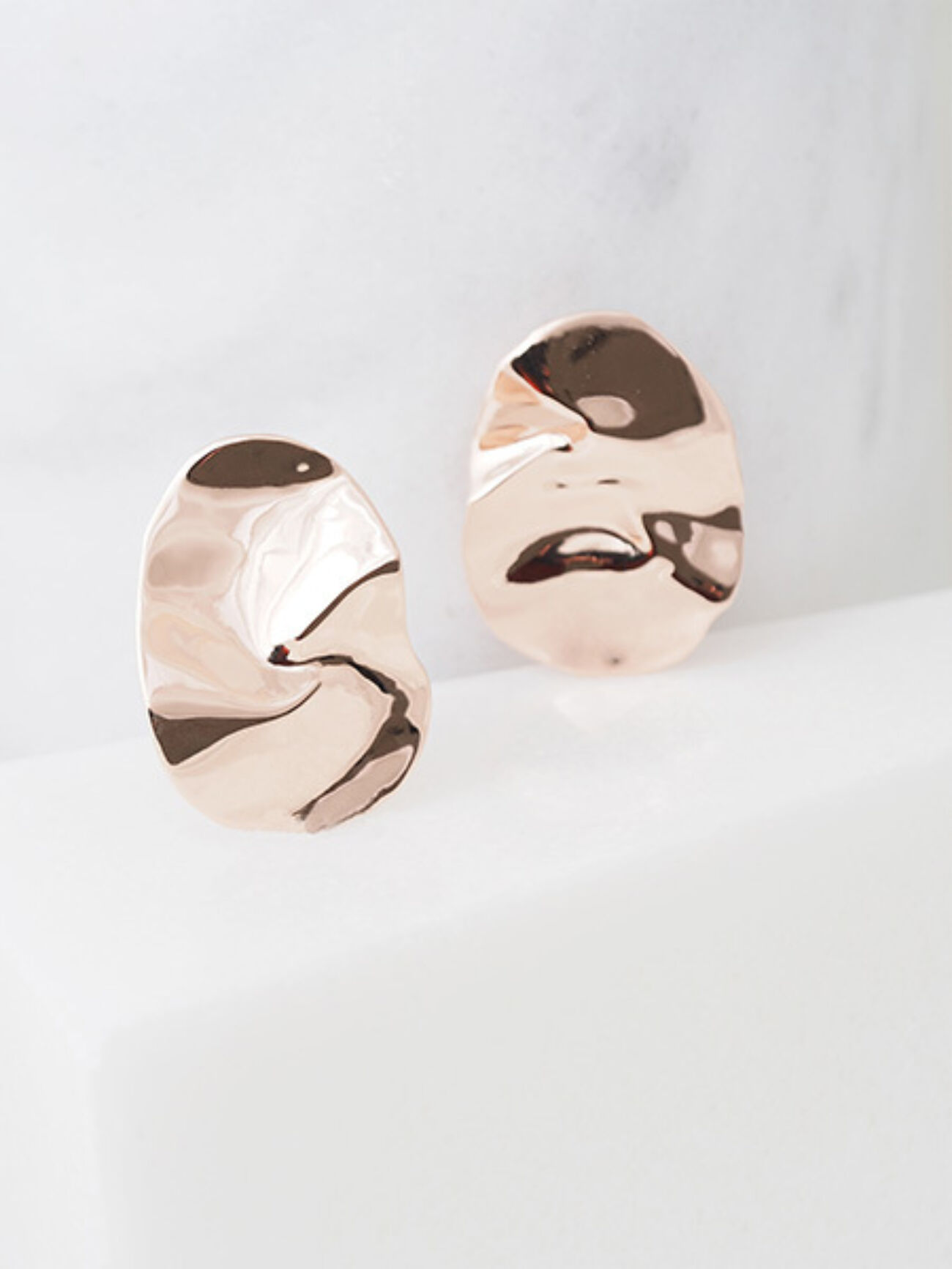 Liquid earrings medium