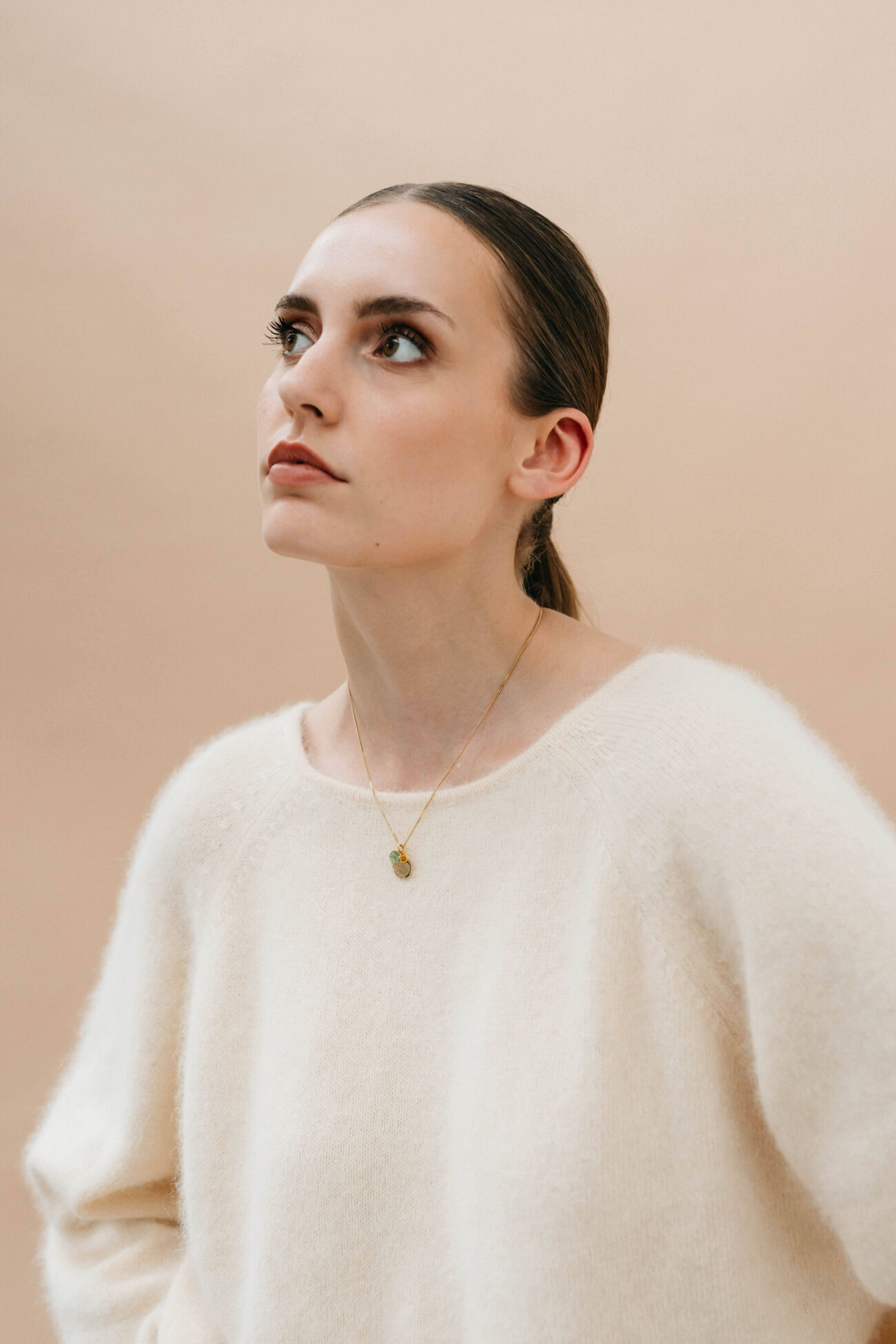 elisa lee nest halssnoer 18K geel goud glasbol