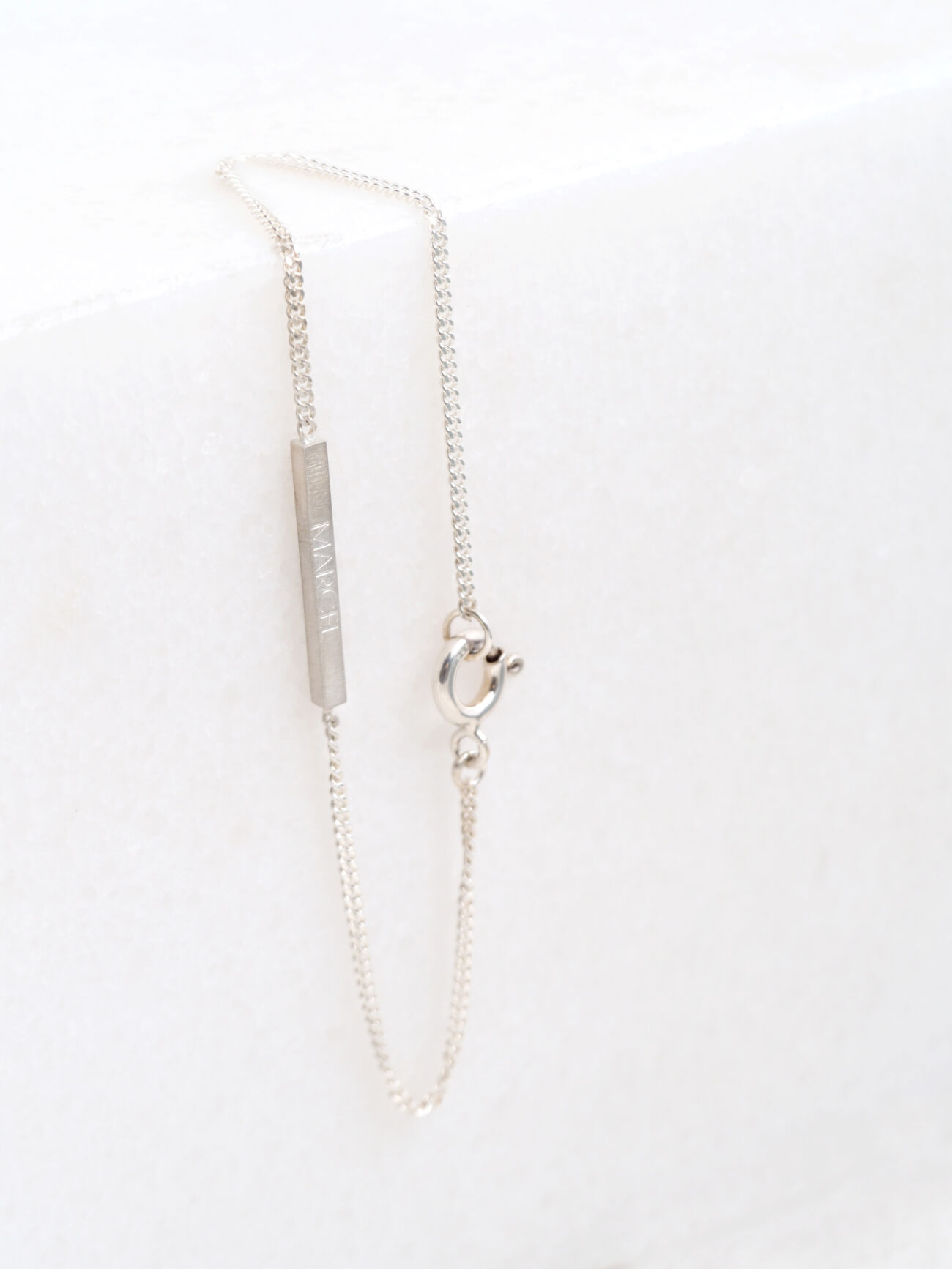 Elisalee moments rightbracelet