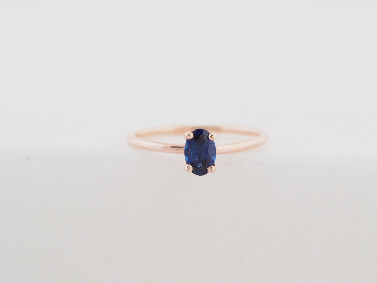 Oval sapphire lux 6x4
