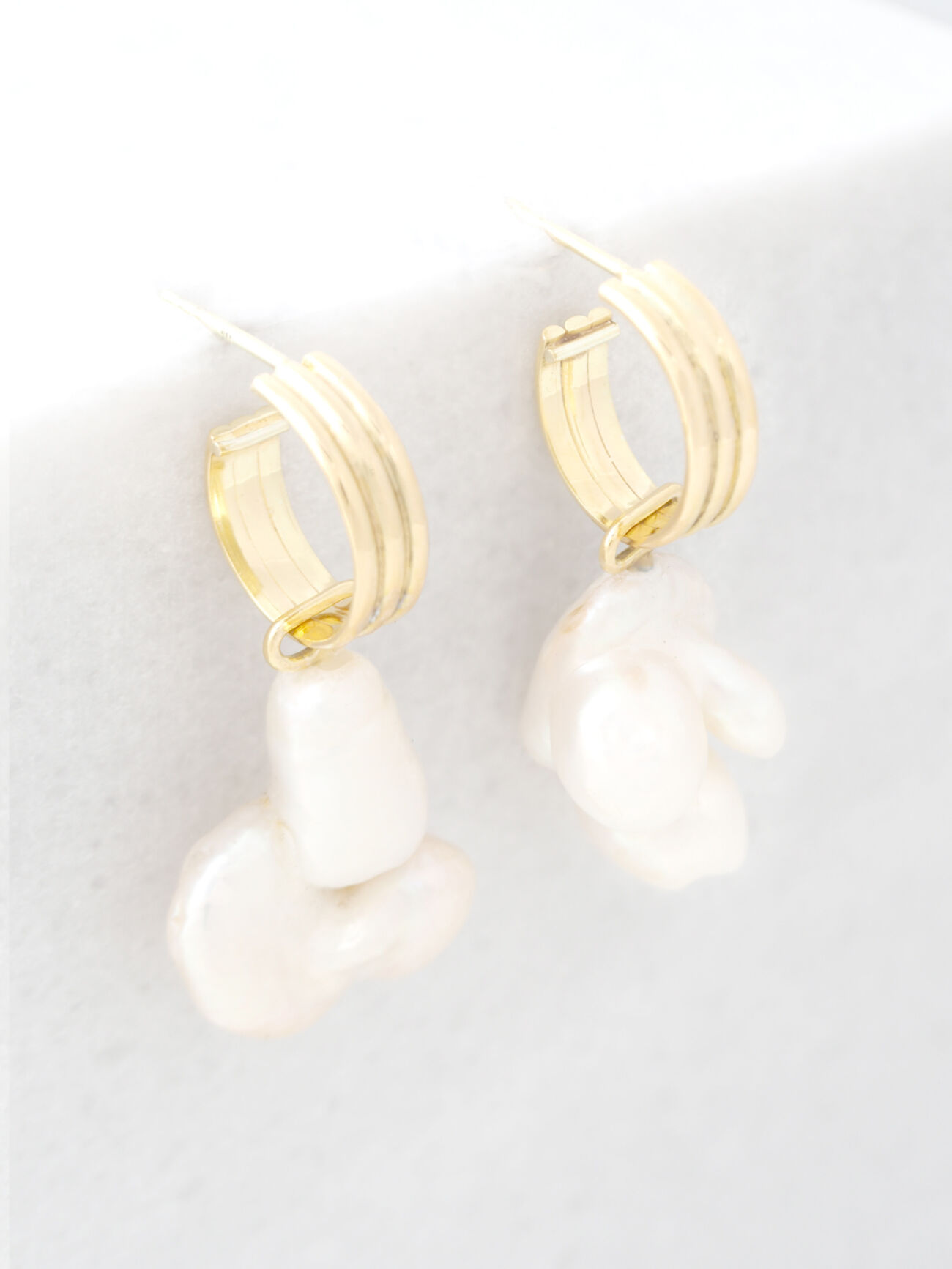 Wave 3 earrings 2